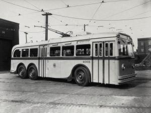 AEC-Park Royal-EEC 663T 1939 года